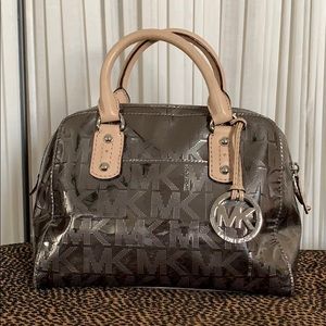 Michael Kors silver metallic handbag Firm$